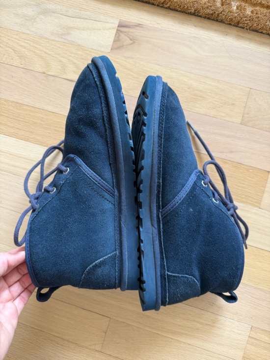 UGG Mens Neumel Chukka Boots - Size 10 - Navy Blue